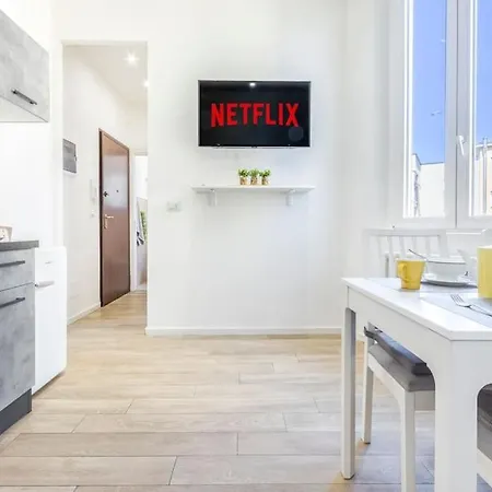 Netflix&chill - Yin & Yang مودينا