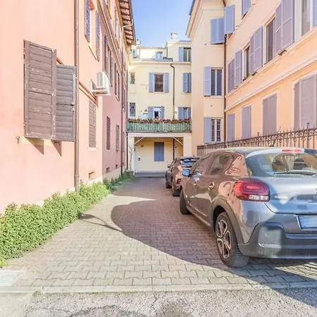 Netflix&chill - Yin & Yang *