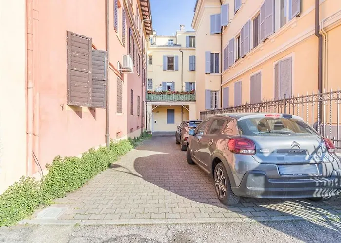 Netflix&chill - Yin & Yang *