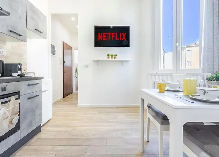Netflix&chill - Yin & Yang Modena